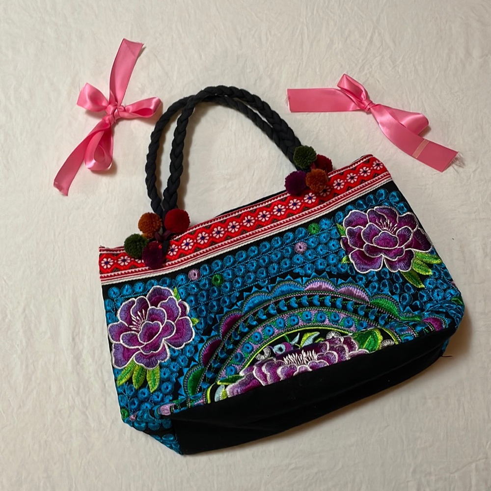 Embroidered purse